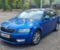 Синий Шкода Октавия, объемом двигателя 1.6 л и пробегом 164 тыс. км за 12490 $, фото 1 на Automoto.ua