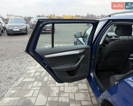 Синий Шкода Октавия, объемом двигателя 1.6 л и пробегом 276 тыс. км за 8650 $, фото 9 на Automoto.ua