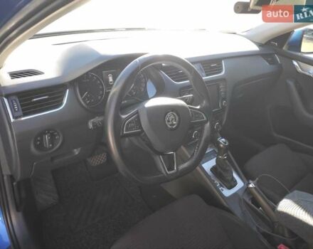 Синий Шкода Октавия, объемом двигателя 1.6 л и пробегом 250 тыс. км за 10500 $, фото 13 на Automoto.ua