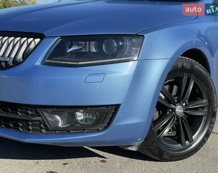 Синій Шкода Октавія, об'ємом двигуна 1.6 л та пробігом 257 тис. км за 11400 $, фото 2 на Automoto.ua