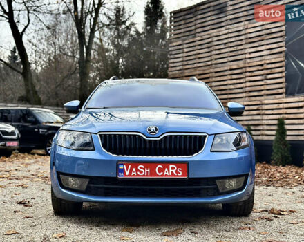 Синий Шкода Октавия, объемом двигателя 1.6 л и пробегом 216 тыс. км за 12900 $, фото 3 на Automoto.ua