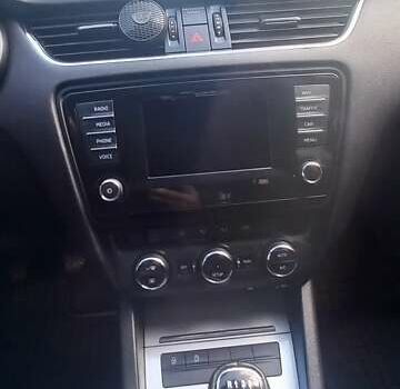 Синий Шкода Октавия, объемом двигателя 1.6 л и пробегом 283 тыс. км за 10999 $, фото 33 на Automoto.ua