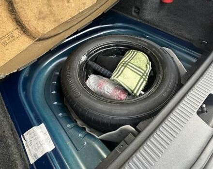 Синий Шкода Октавия, объемом двигателя 1.6 л и пробегом 329 тыс. км за 9800 $, фото 11 на Automoto.ua