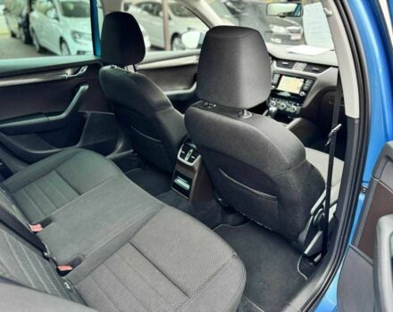 Синий Шкода Октавия, объемом двигателя 2 л и пробегом 186 тыс. км за 15000 $, фото 15 на Automoto.ua