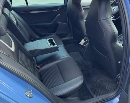 Синий Шкода Октавия, объемом двигателя 2 л и пробегом 295 тыс. км за 12999 $, фото 15 на Automoto.ua