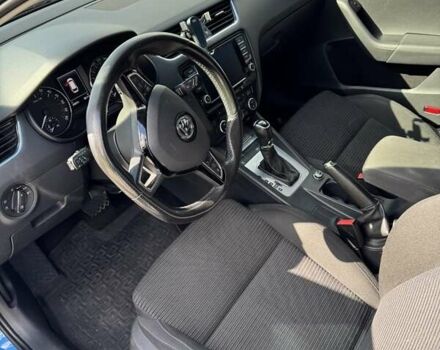 Синий Шкода Октавия, объемом двигателя 1.6 л и пробегом 268 тыс. км за 12000 $, фото 7 на Automoto.ua