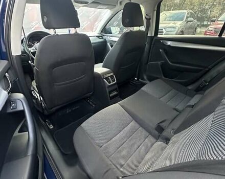 Синий Шкода Октавия, объемом двигателя 1.6 л и пробегом 329 тыс. км за 9800 $, фото 13 на Automoto.ua