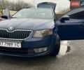 Синий Шкода Октавия, объемом двигателя 1.6 л и пробегом 323 тыс. км за 8900 $, фото 1 на Automoto.ua