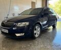 Синий Шкода Октавия, объемом двигателя 1.6 л и пробегом 330 тыс. км за 8900 $, фото 1 на Automoto.ua