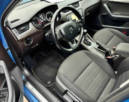 Синий Шкода Октавия, объемом двигателя 2 л и пробегом 186 тыс. км за 15000 $, фото 11 на Automoto.ua