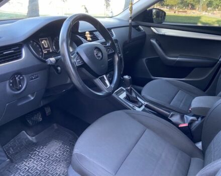 Синий Шкода Октавия, объемом двигателя 2 л и пробегом 257 тыс. км за 11900 $, фото 7 на Automoto.ua