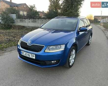 Синий Шкода Октавия, объемом двигателя 1.8 л и пробегом 306 тыс. км за 12500 $, фото 1 на Automoto.ua