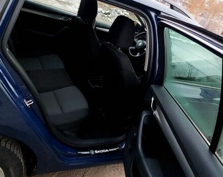 Синий Шкода Октавия, объемом двигателя 1.6 л и пробегом 250 тыс. км за 10500 $, фото 7 на Automoto.ua