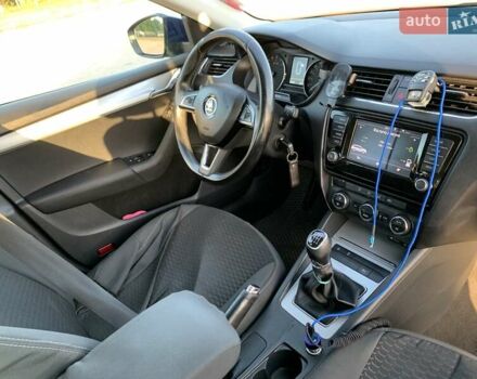 Синий Шкода Октавия, объемом двигателя 1.97 л и пробегом 235 тыс. км за 12900 $, фото 21 на Automoto.ua