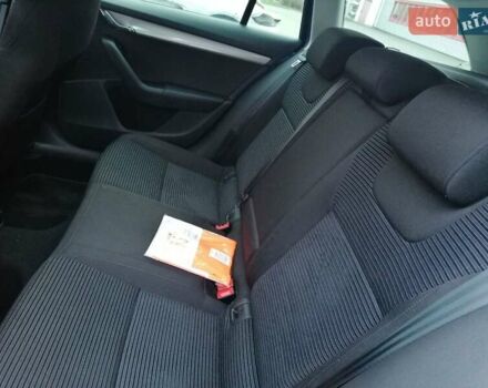 Синий Шкода Октавия, объемом двигателя 1.97 л и пробегом 251 тыс. км за 15000 $, фото 10 на Automoto.ua