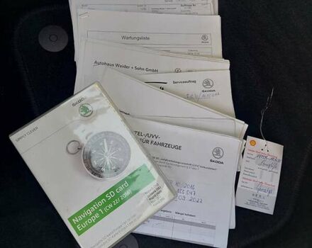 Синий Шкода Октавия, объемом двигателя 1.6 л и пробегом 200 тыс. км за 11400 $, фото 2 на Automoto.ua