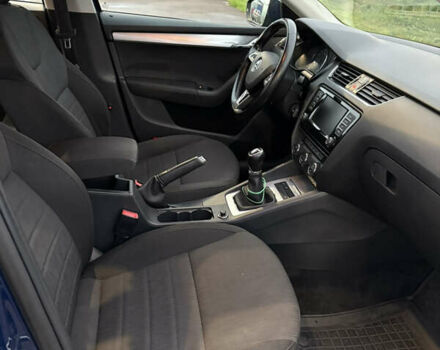 Синий Шкода Октавия, объемом двигателя 1.97 л и пробегом 231 тыс. км за 13400 $, фото 4 на Automoto.ua