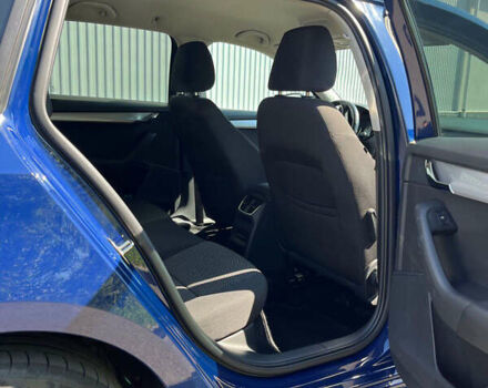 Синій Шкода Октавія, об'ємом двигуна 1.6 л та пробігом 320 тис. км за 10000 $, фото 12 на Automoto.ua