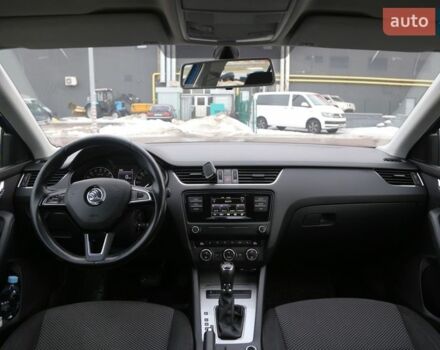 Синий Шкода Октавия, объемом двигателя 1.97 л и пробегом 250 тыс. км за 14500 $, фото 12 на Automoto.ua