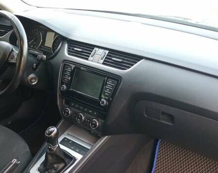 Синий Шкода Октавия, объемом двигателя 1.6 л и пробегом 299 тыс. км за 11300 $, фото 36 на Automoto.ua