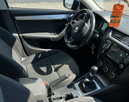 Синій Шкода Октавія, об'ємом двигуна 1.6 л та пробігом 320 тис. км за 10000 $, фото 10 на Automoto.ua