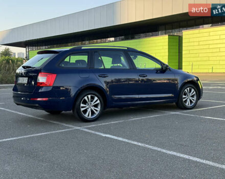 Синий Шкода Октавия, объемом двигателя 1.97 л и пробегом 372 тыс. км за 9100 $, фото 5 на Automoto.ua