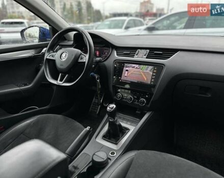 Синий Шкода Октавия, объемом двигателя 1.4 л и пробегом 136 тыс. км за 16000 $, фото 16 на Automoto.ua