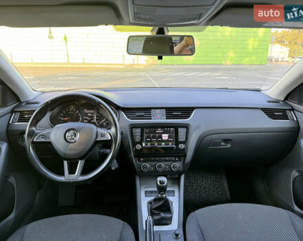 Синий Шкода Октавия, объемом двигателя 1.97 л и пробегом 372 тыс. км за 9100 $, фото 22 на Automoto.ua