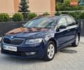 Синій Шкода Октавія, об'ємом двигуна 2 л та пробігом 299 тис. км за 11900 $, фото 1 на Automoto.ua