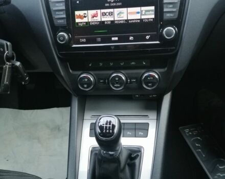 Синій Шкода Октавія, об'ємом двигуна 2 л та пробігом 251 тис. км за 15000 $, фото 9 на Automoto.ua