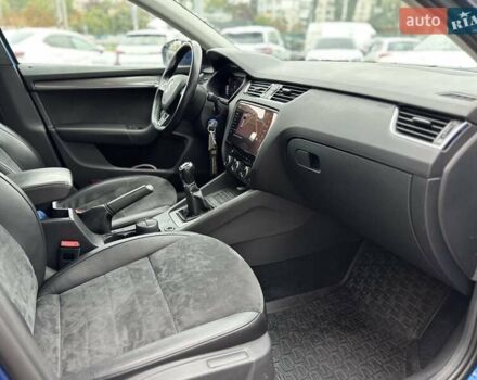 Синий Шкода Октавия, объемом двигателя 1.4 л и пробегом 136 тыс. км за 16000 $, фото 10 на Automoto.ua