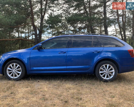Синий Шкода Октавия, объемом двигателя 1.6 л и пробегом 205 тыс. км за 10500 $, фото 3 на Automoto.ua
