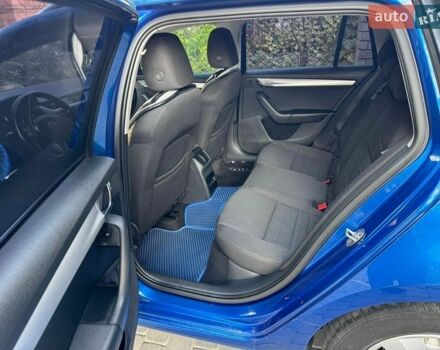 Синій Шкода Октавія, об'ємом двигуна 1.6 л та пробігом 262 тис. км за 10700 $, фото 12 на Automoto.ua