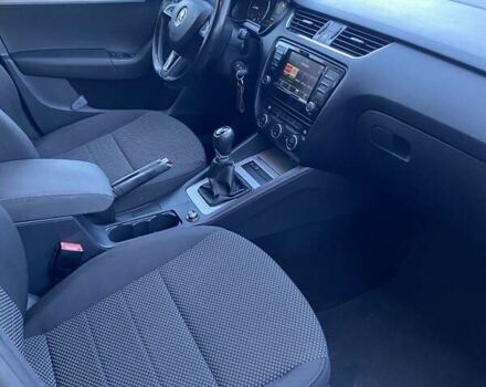 Шкода Октавія 2016 у Жовкві на Automoto.ua Синій Шкода Октавія, об'ємом двигуна 1.6 л та пробігом 251 тис. км за 10200 $, фото 11 на Automoto.ua