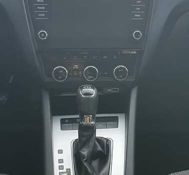 Синий Шкода Октавия, объемом двигателя 1.6 л и пробегом 230 тыс. км за 13700 $, фото 45 на Automoto.ua