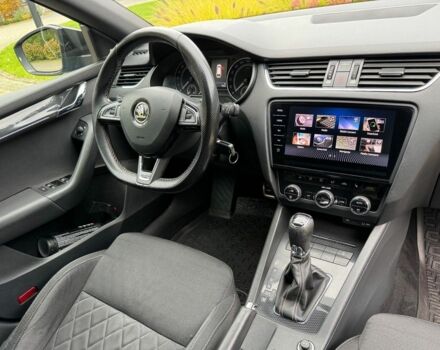 Синий Шкода Октавия, объемом двигателя 2 л и пробегом 205 тыс. км за 9800 $, фото 10 на Automoto.ua