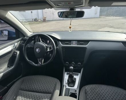 Синий Шкода Октавия, объемом двигателя 1.6 л и пробегом 260 тыс. км за 14500 $, фото 3 на Automoto.ua