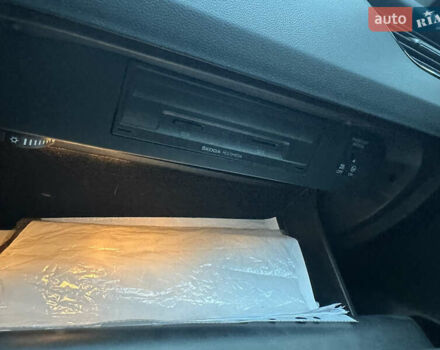 Синій Шкода Октавія, об'ємом двигуна 1.6 л та пробігом 203 тис. км за 12200 $, фото 18 на Automoto.ua