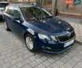 Синий Шкода Октавия, объемом двигателя 1.6 л и пробегом 265 тыс. км за 12800 $, фото 1 на Automoto.ua