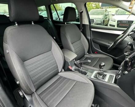 Шкода Октавия 2017 в Буче на Automoto.ua Синий Шкода Октавия, объемом двигателя 1.6 л и пробегом 267 тыс. км за 12400 $, фото 24 на Automoto.ua