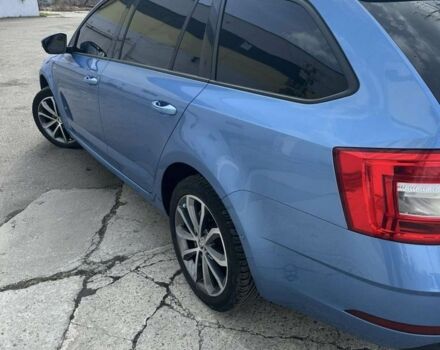 Синий Шкода Октавия, объемом двигателя 1.6 л и пробегом 260 тыс. км за 14500 $, фото 1 на Automoto.ua