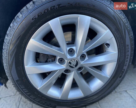 Синий Шкода Октавия, объемом двигателя 1.6 л и пробегом 210 тыс. км за 13300 $, фото 9 на Automoto.ua