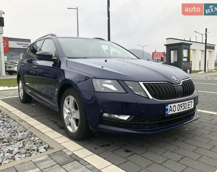 Синий Шкода Октавия, объемом двигателя 1.6 л и пробегом 274 тыс. км за 11900 $, фото 1 на Automoto.ua