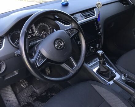 Синий Шкода Октавия, объемом двигателя 1.4 л и пробегом 300 тыс. км за 10500 $, фото 5 на Automoto.ua