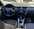 Синій Шкода Октавія, об'ємом двигуна 2 л та пробігом 330 тис. км за 11950 $, фото 4 на Automoto.ua