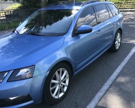 Синий Шкода Октавия, объемом двигателя 1.4 л и пробегом 300 тыс. км за 10500 $, фото 1 на Automoto.ua