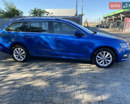 Синий Шкода Октавия, объемом двигателя 1.6 л и пробегом 210 тыс. км за 13300 $, фото 6 на Automoto.ua