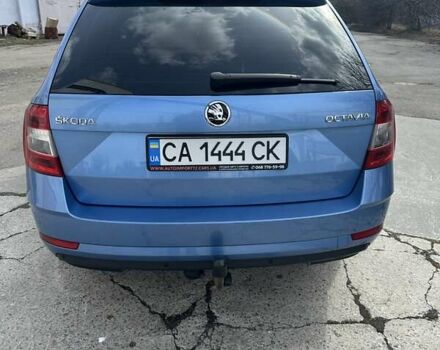 Синий Шкода Октавия, объемом двигателя 1.6 л и пробегом 260 тыс. км за 14999 $, фото 1 на Automoto.ua