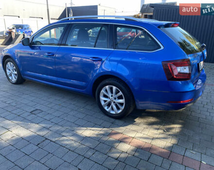 Синий Шкода Октавия, объемом двигателя 1.6 л и пробегом 210 тыс. км за 13300 $, фото 5 на Automoto.ua