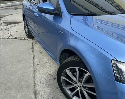 Синий Шкода Октавия, объемом двигателя 1.6 л и пробегом 260 тыс. км за 14999 $, фото 3 на Automoto.ua